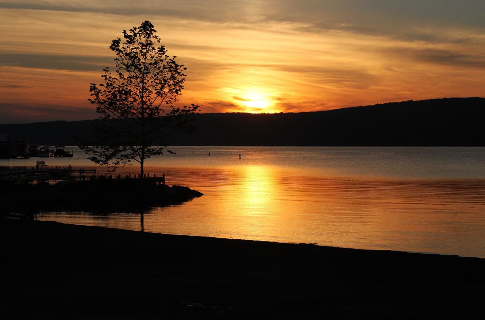 Peasantman Steel Distance Triathlon (iron-distance with 116 mi bike): keuka lake at sunrise