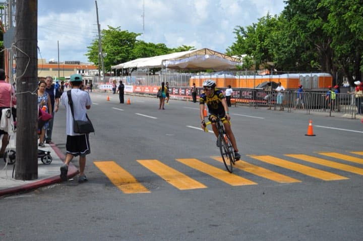 Race photo: IRONMAN 70.3 Cozumel