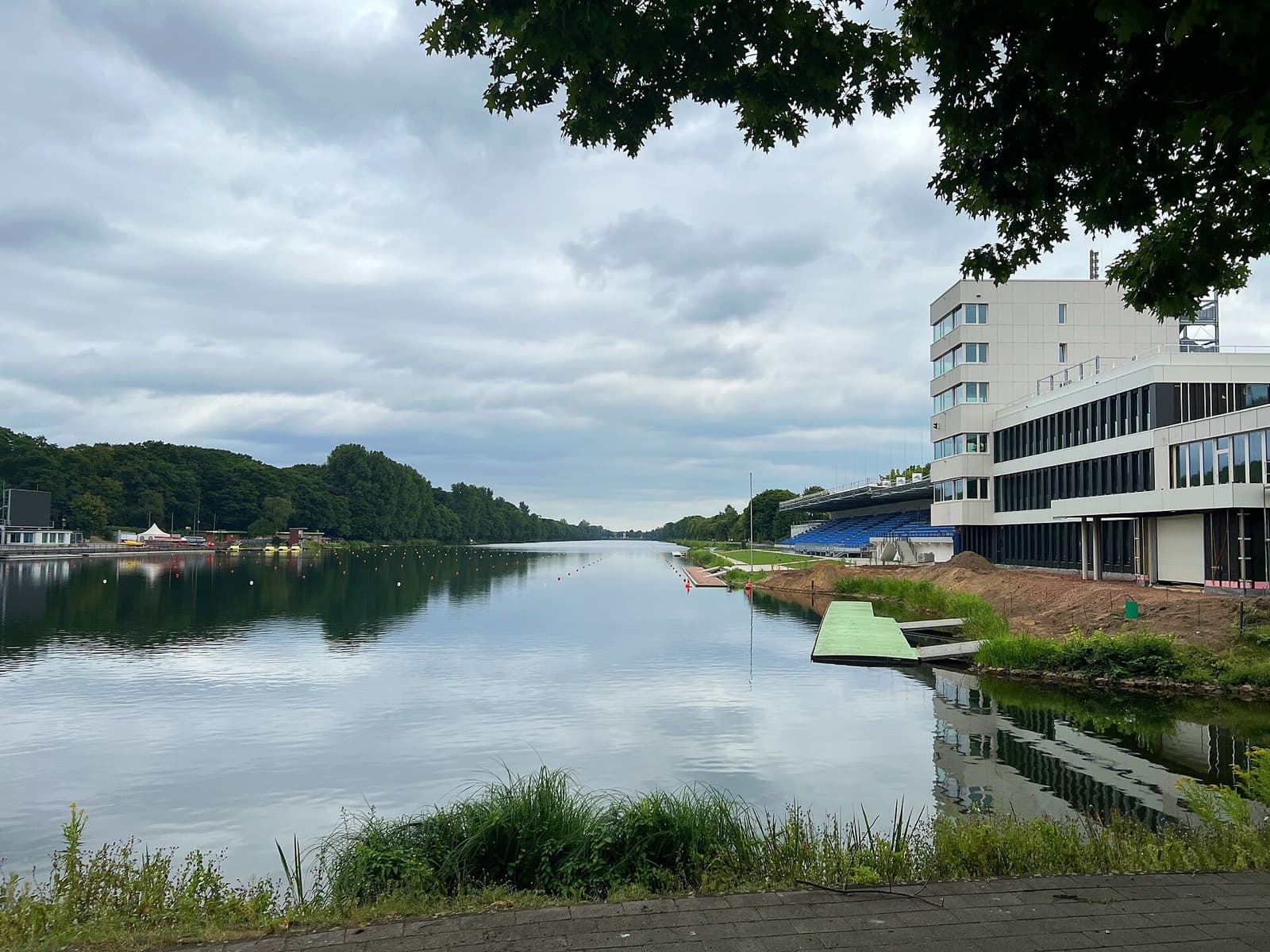 IRONMAN 70.3 Duisburg: regattabahn swim venue, sportpark duisburg