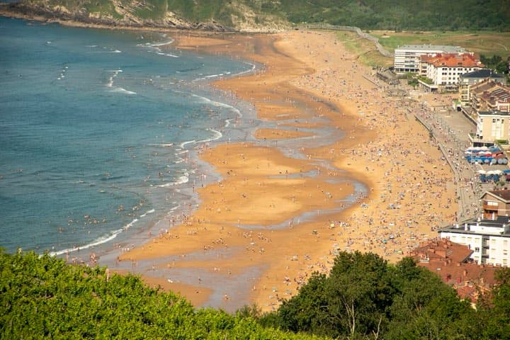Race photo: TradeInn Zarauzko Triatloia (Zarautz Triathlon, L)