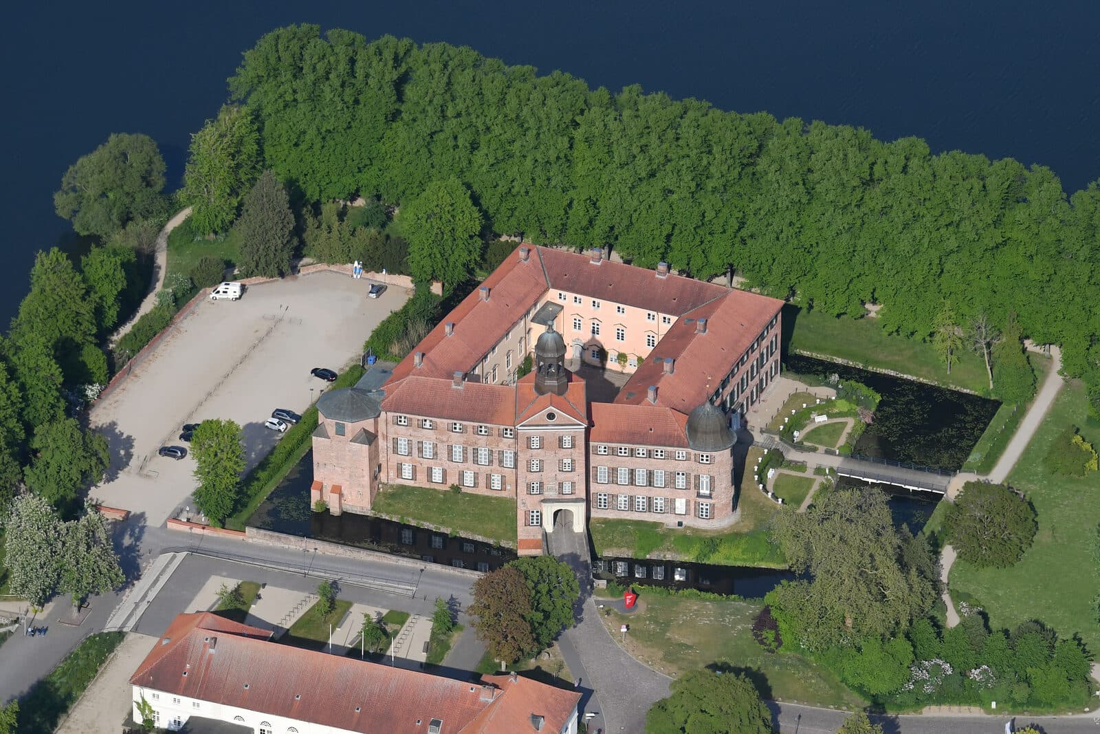 30.Rosenstadt-Triathlon: aerial view of eutin castle beside the rosenstadt-triathlon venue