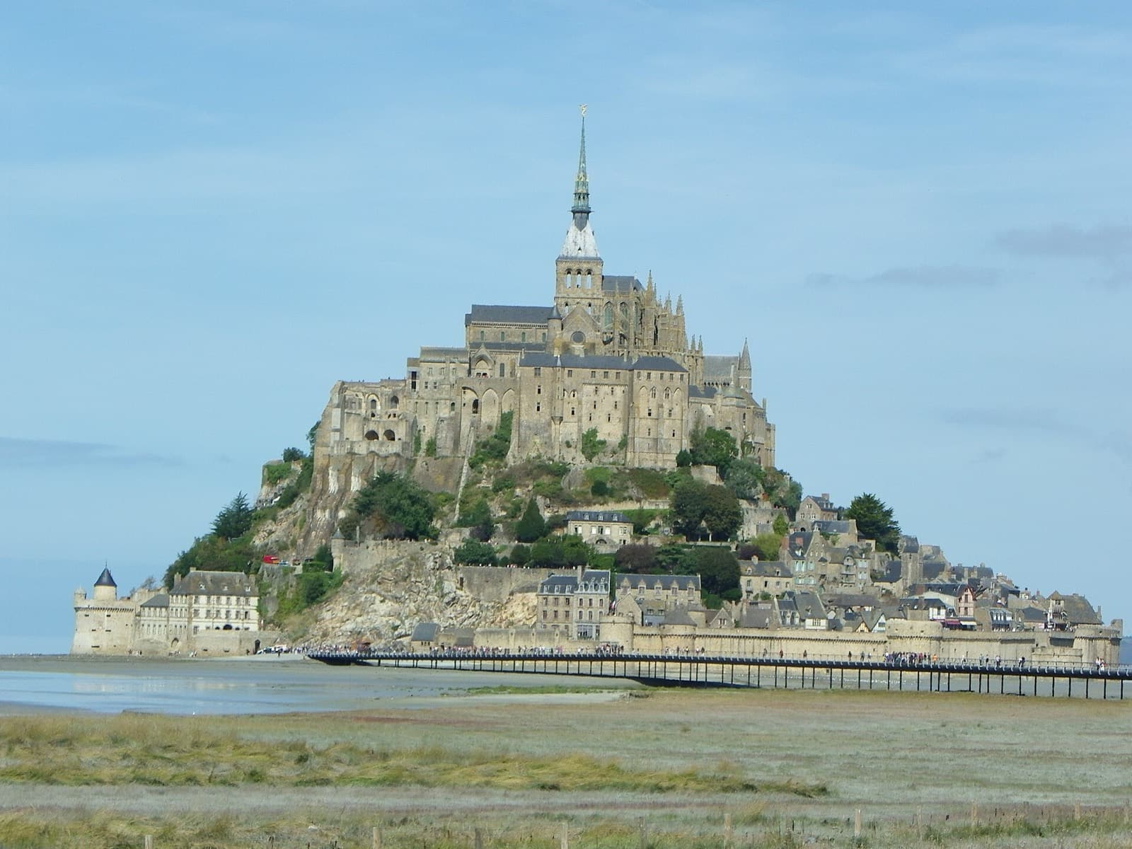 BayMan (50): destination scenery in mont-saint-michel, france; location photo, not race day.