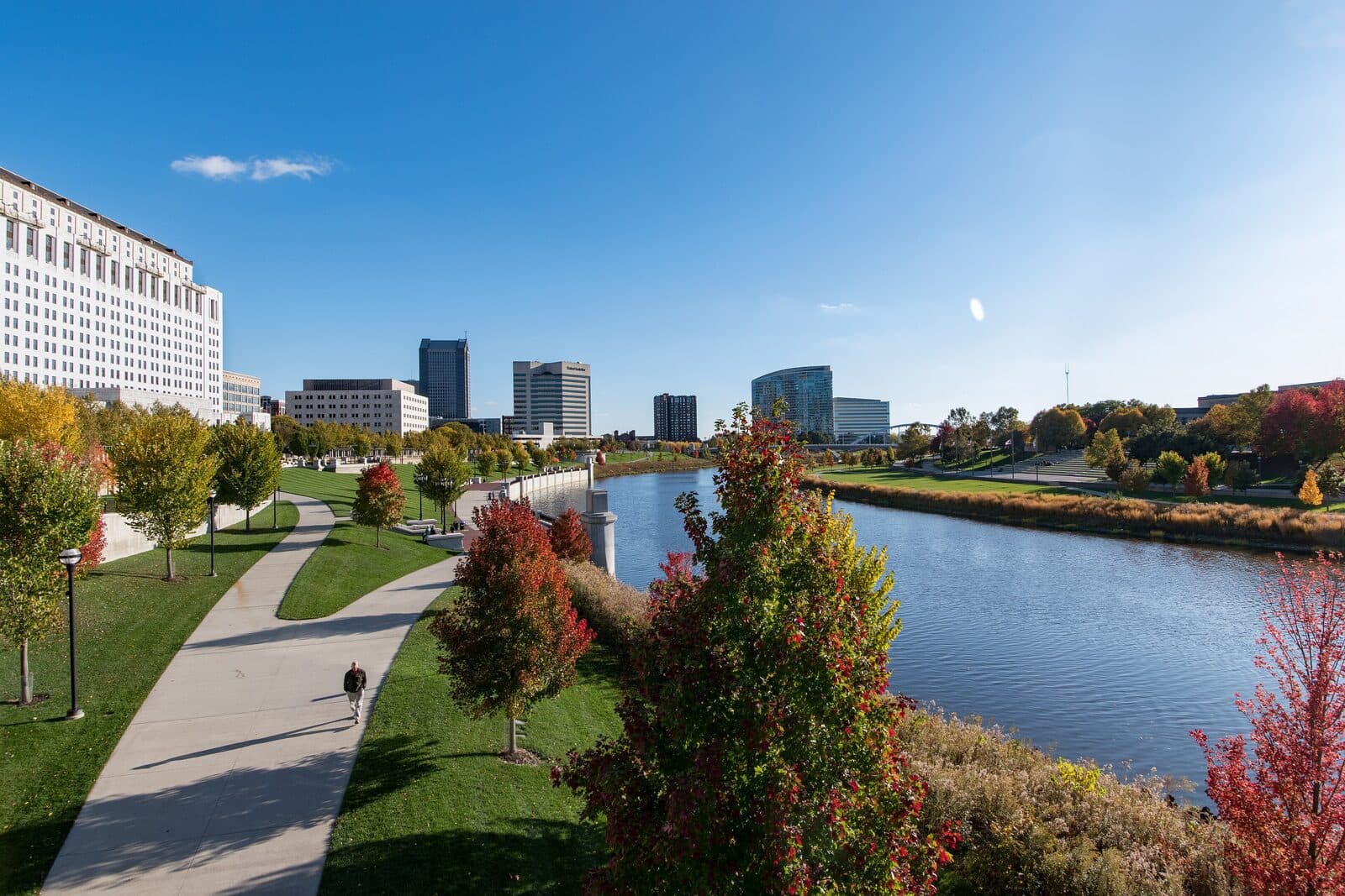 Capital City Half Marathon: scioto mile riverfront, downtown columbus, ohio