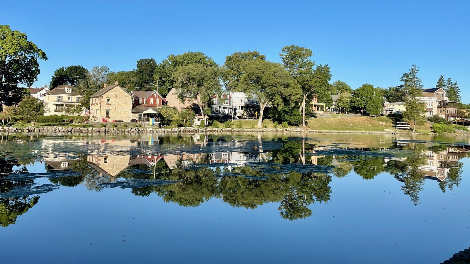Bubbletown What The Duck Ultra: children’s lake in boiling springs, a landmark near the boiling springs pool triathlon venue. — destination scenery near boiling springs; not a photo of this event.