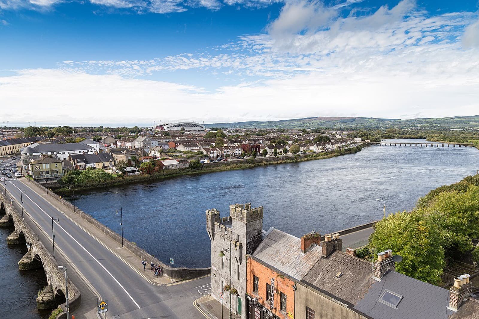 SSE Airtricity Great Limerick Run Marathon: river shannon, thomond bridge and thomond park, limerick