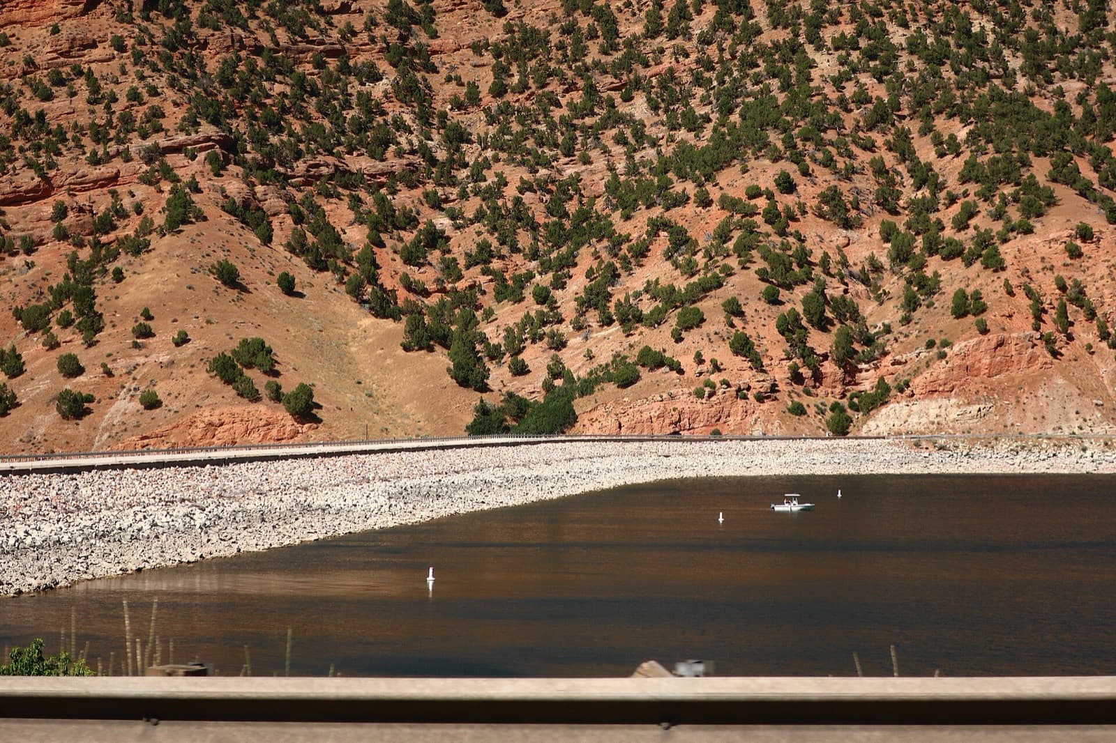 Echo Triathlon (TriUtah): echo reservoir and dam below red rock hills