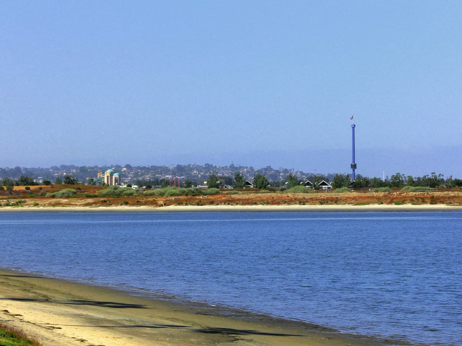Tritonman: mission bay shore at fiesta island