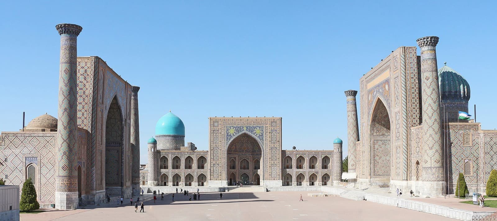 Challenge Samarkand: registan, samarkand (city landmark)