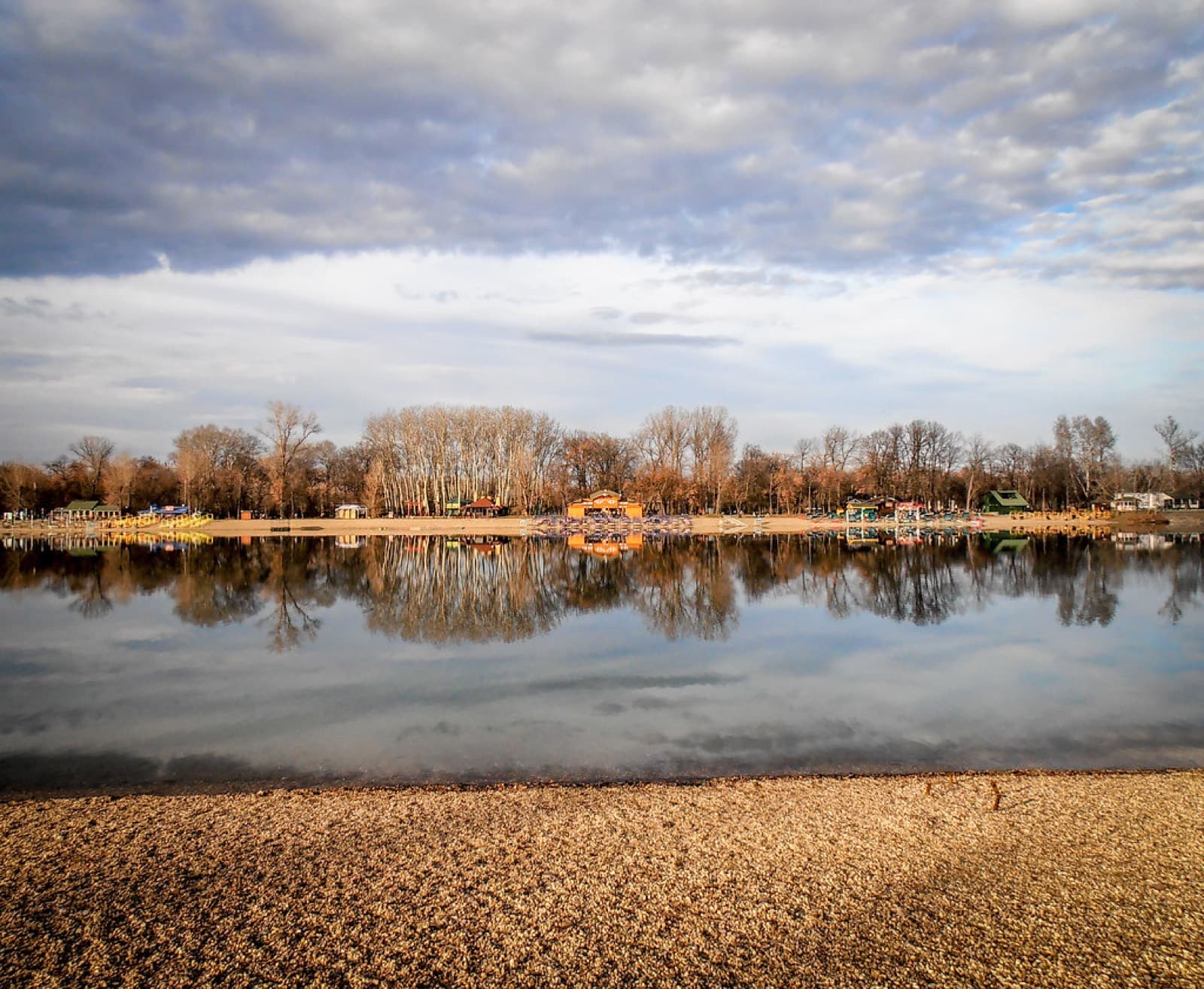 IRONMAN 70.3 Belgrade: calm sava lake at ada ciganlija, the swim venue