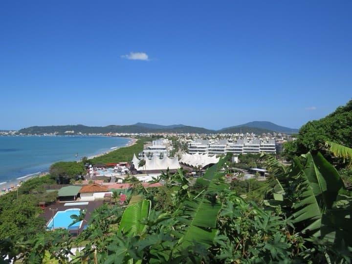 Race photo: IRONMAN 70.3 Florianópolis