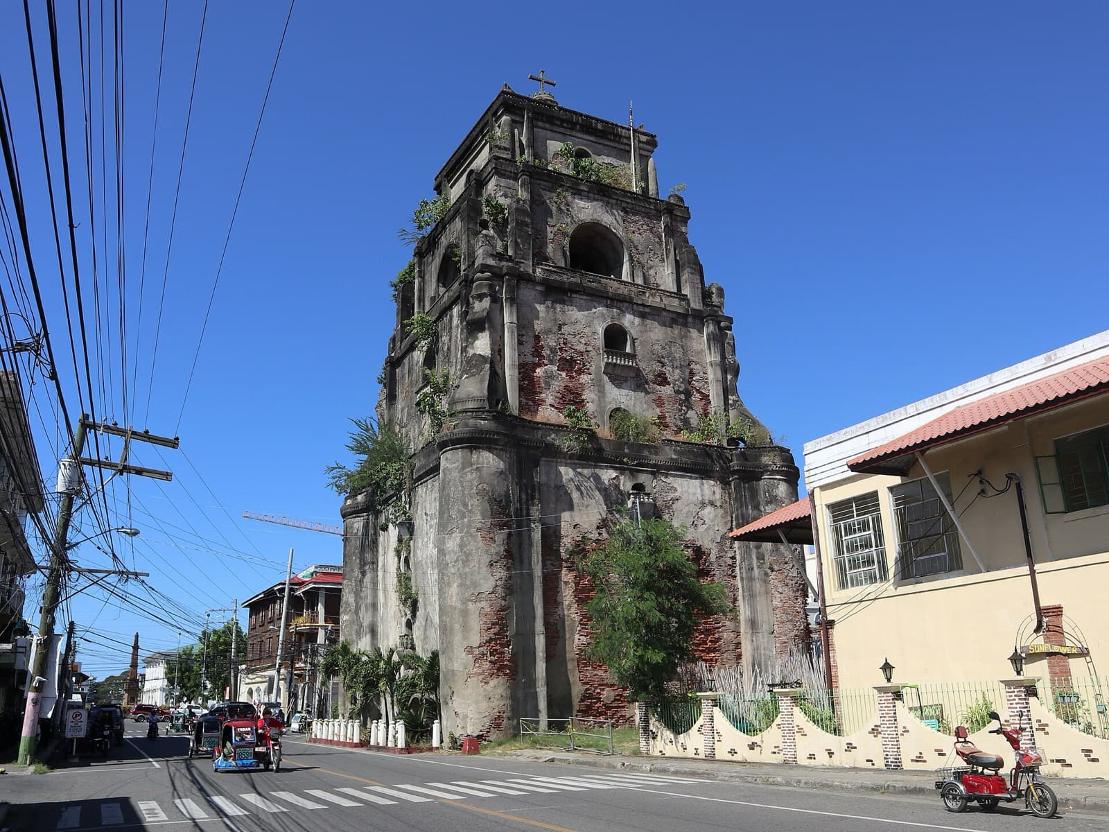 IRONMAN 70.3 Laoag: laoag sinking bell tower on a. bonifacio street in the historic city centre near the finish
