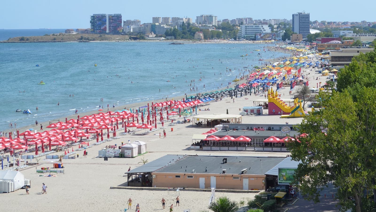 IRONMAN 70.3 Mamaia-Constanța: mamaia beach and black sea shoreline