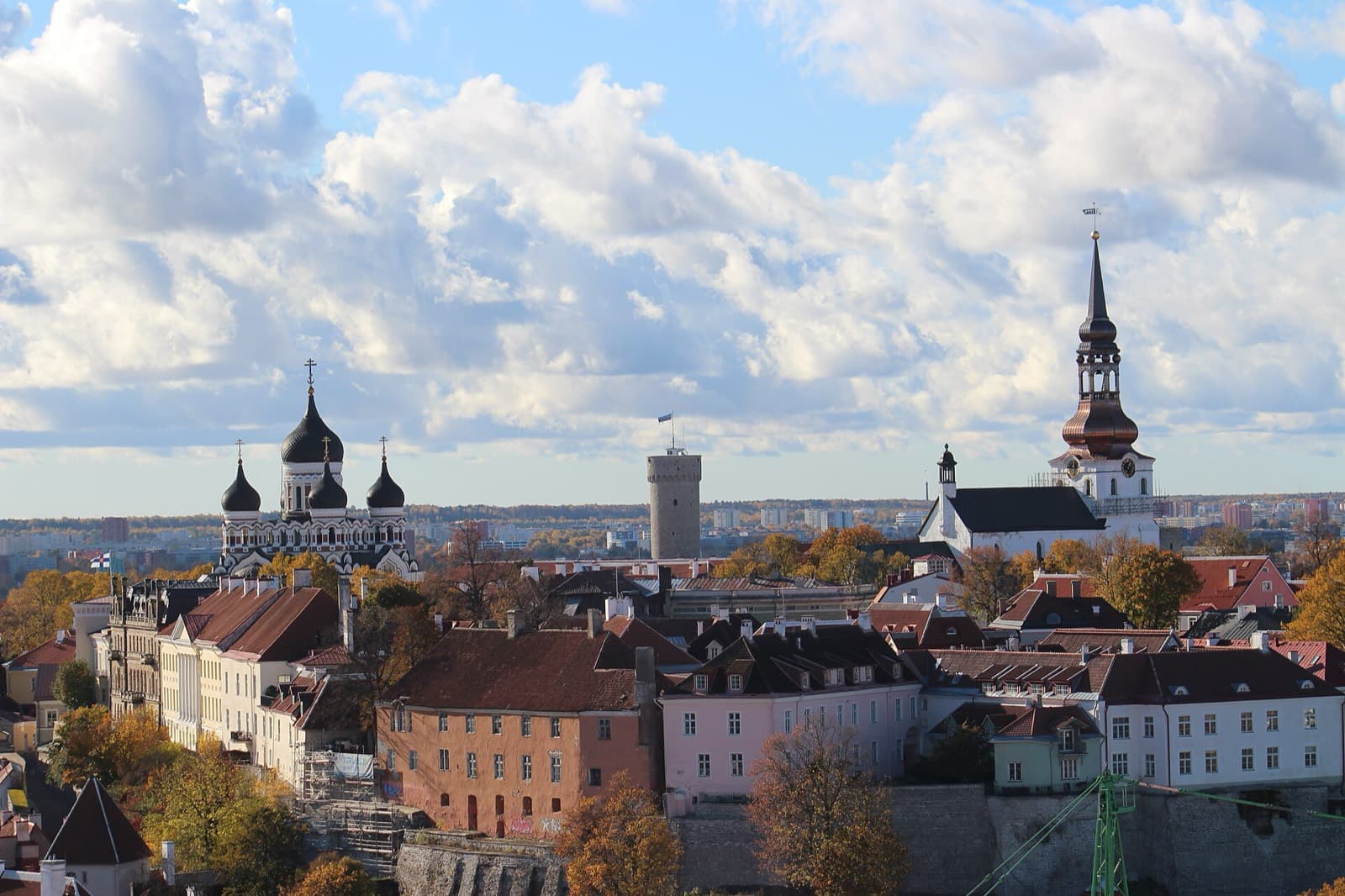 IRONMAN 70.3 Tallinn: tallinn old town skyline