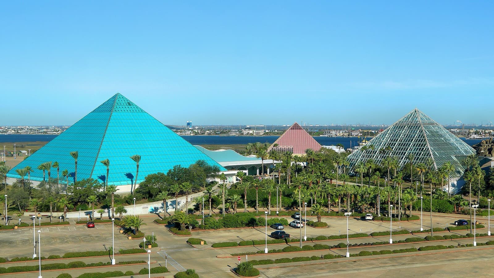 IRONMAN 70.3 Texas: moody gardens pyramids and palms, the race's swim venue, run loops and finish area
