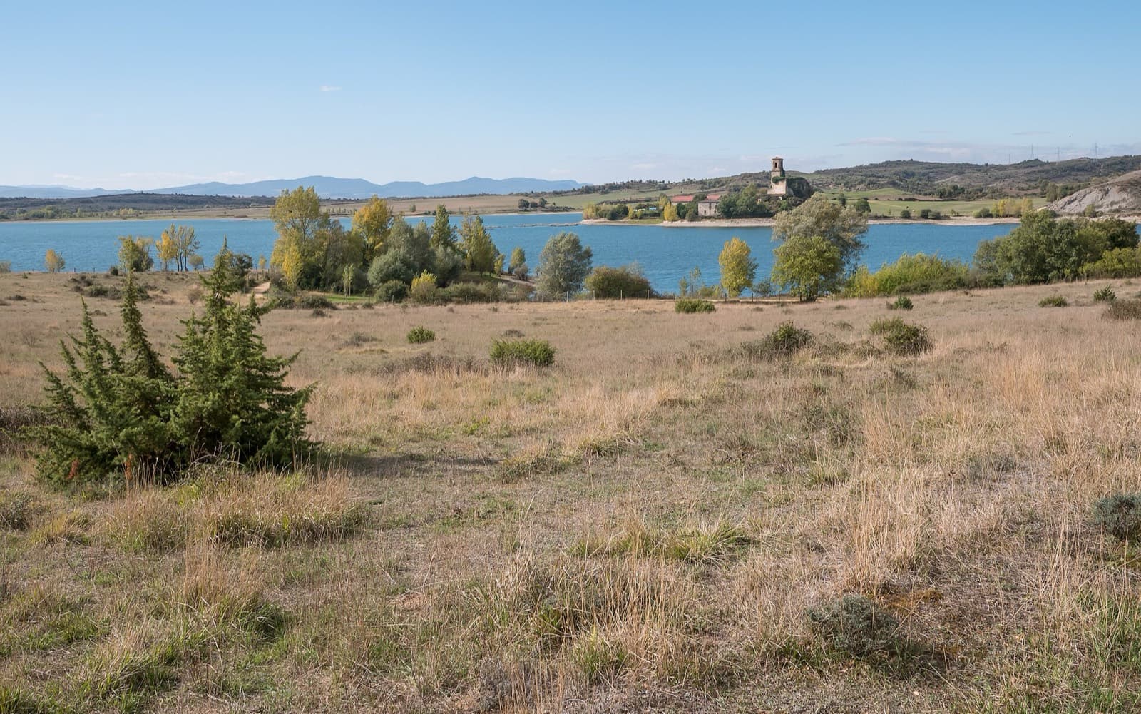 IRONMAN 70.3 Vitoria-Gasteiz: ullibarri-gamboa reservoir (swim venue)