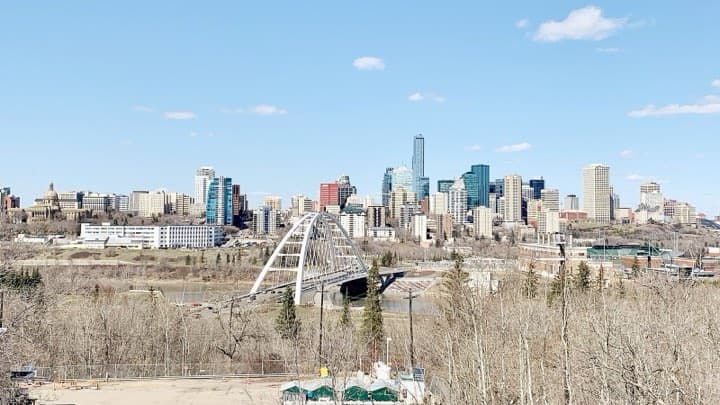 Race photo: Edmonton Marathon