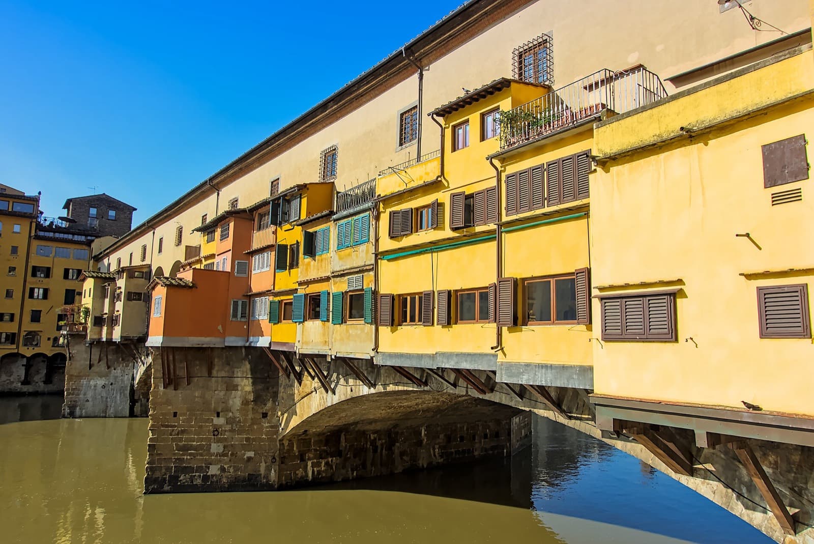Firenze Marathon: ponte vecchio, on the course