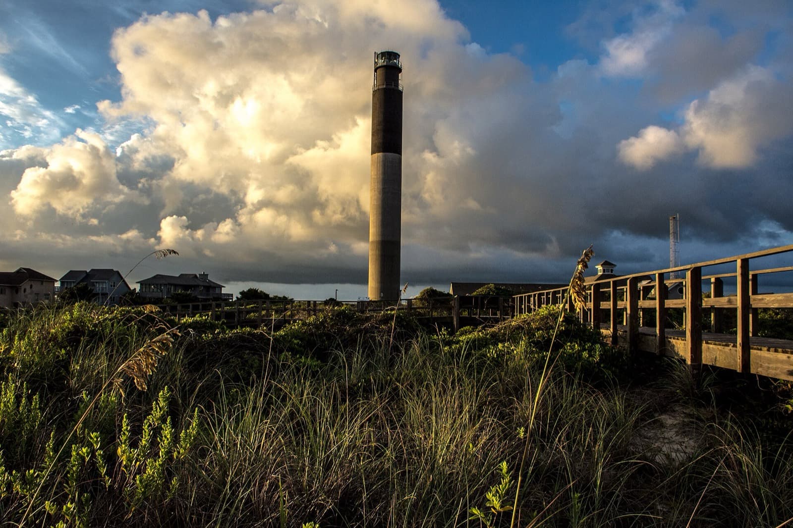 Run Oak Island Marathon: oak island lighthouse at caswell beach, the course turnaround landmark
