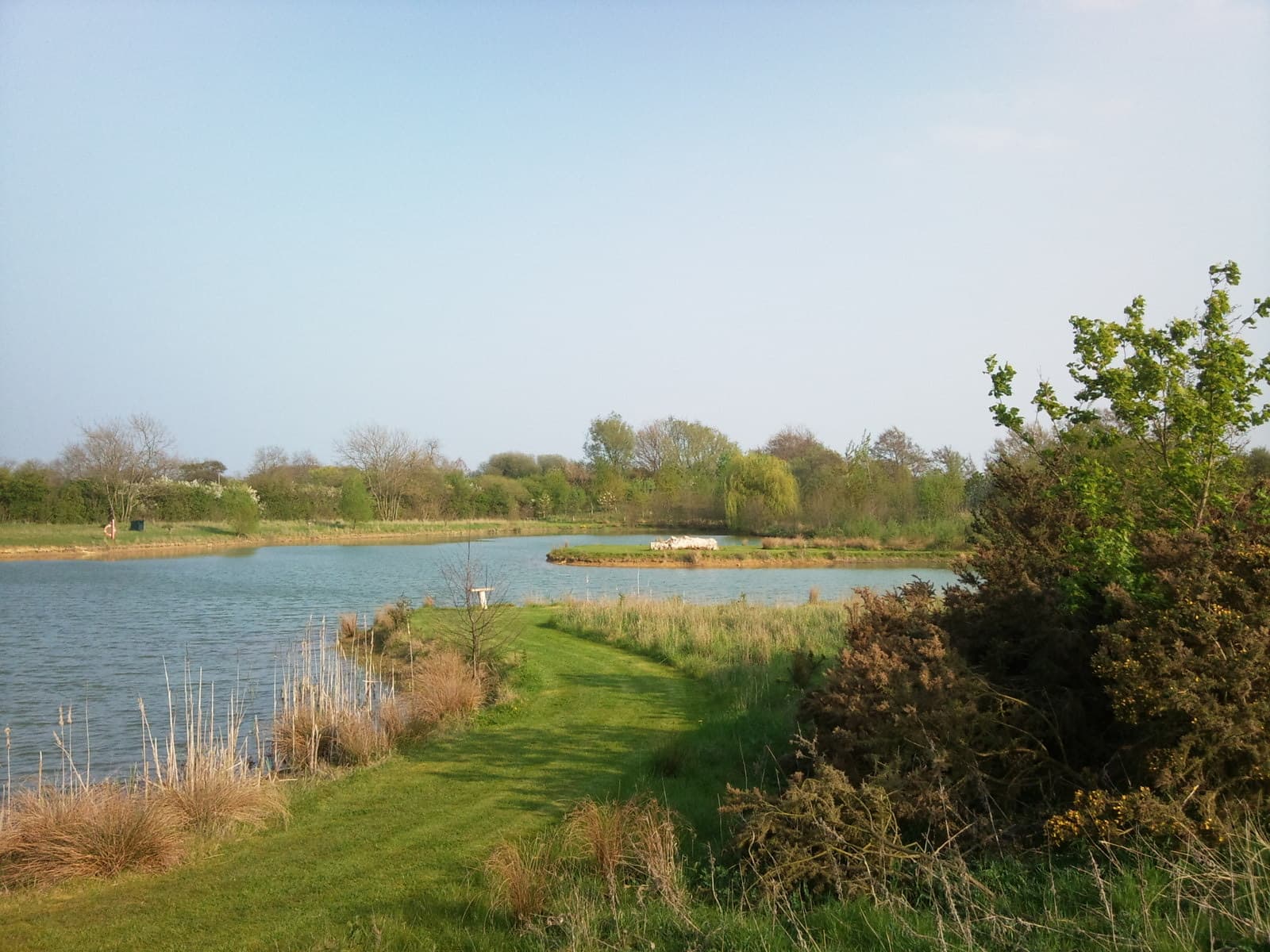 Sundowner Triathlon: allerthorpe lakeland park lake