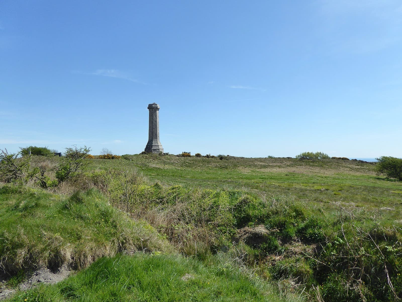 The Dorchester Sprint Triathlon: hardy monument on the bike course