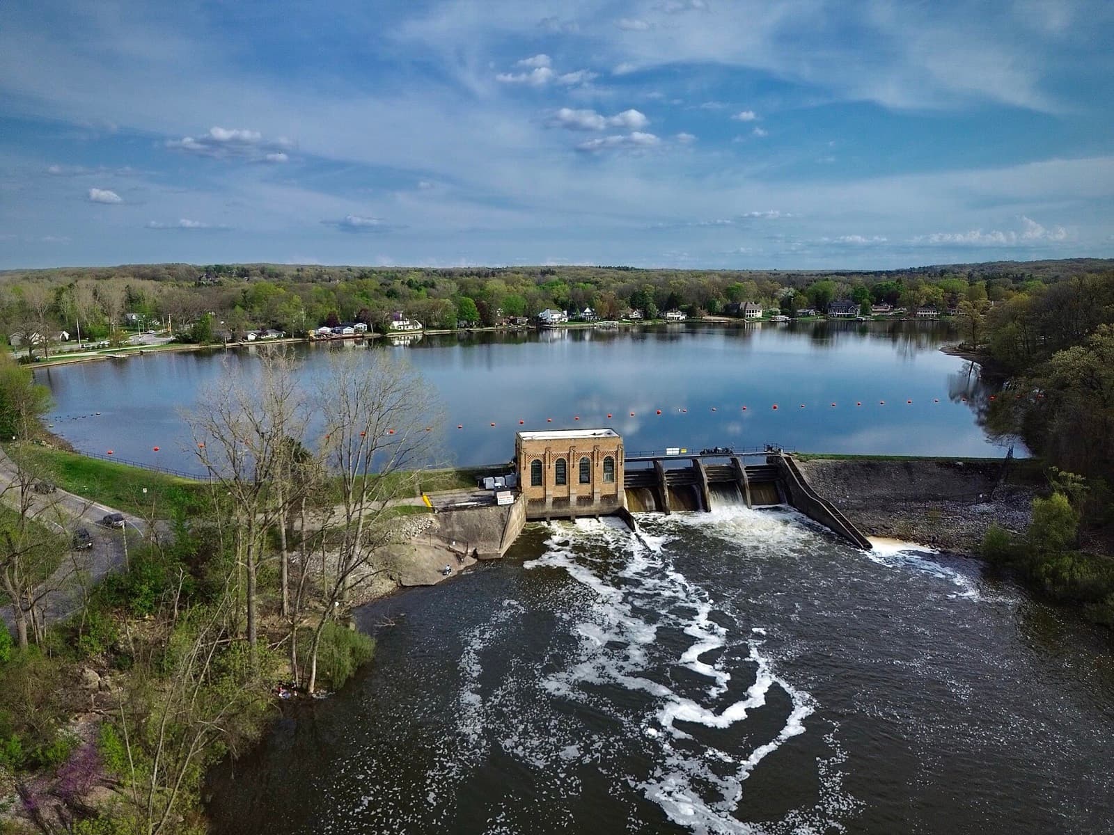 Huntington Bank Grand Rapids Triathlon: ada dam and the lake-like thornapple river impoundment with buoy line