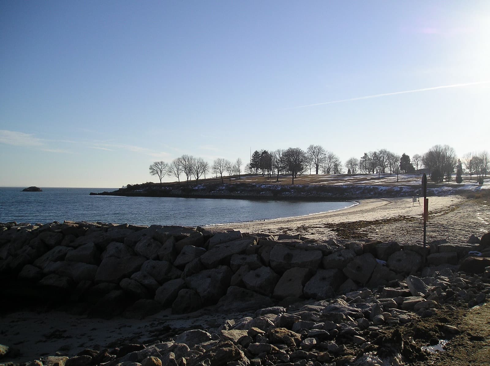 Niantic Bay Triathlon: hole in the wall beach at mccook point, niantic (swim start)
