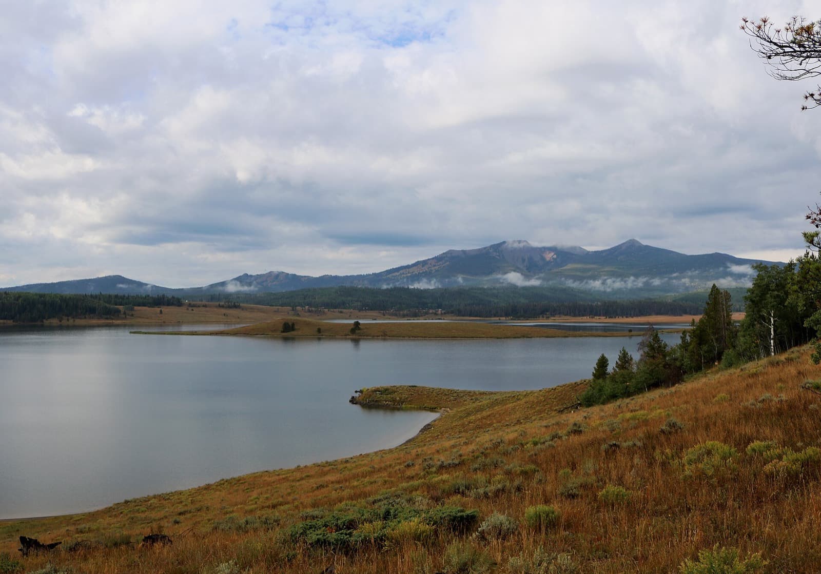 Steamboat Lake Triathlon: steamboat lake with hahns peak range behind