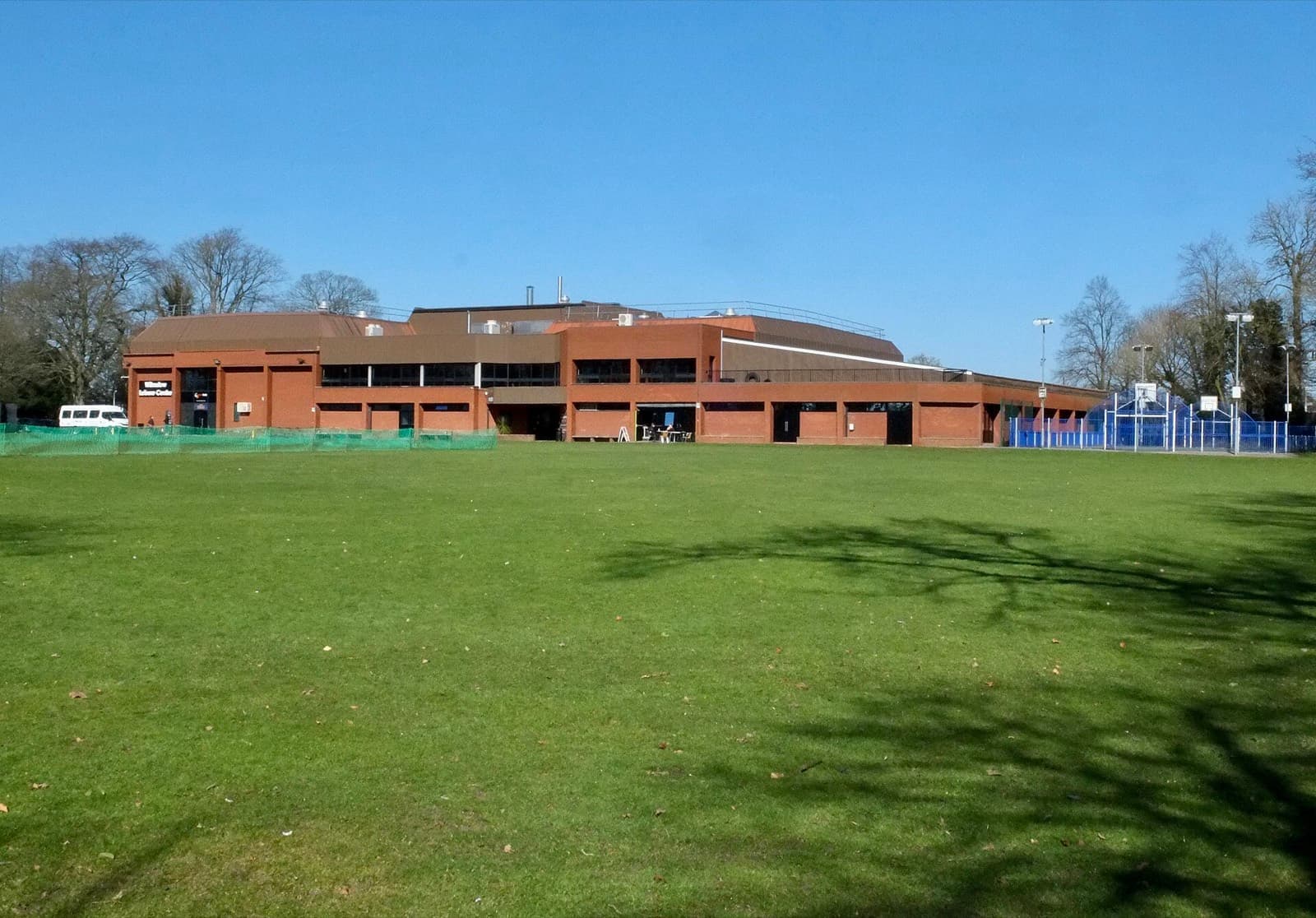 Wilmslow Triathlon: wilmslow leisure centre, pool swim venue