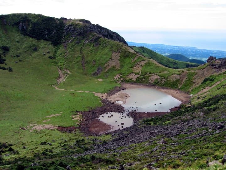Hallasan summit from the high trail, outside race day
